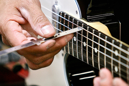 guitarservice.jpg